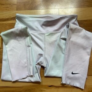 Girls Nike leggings